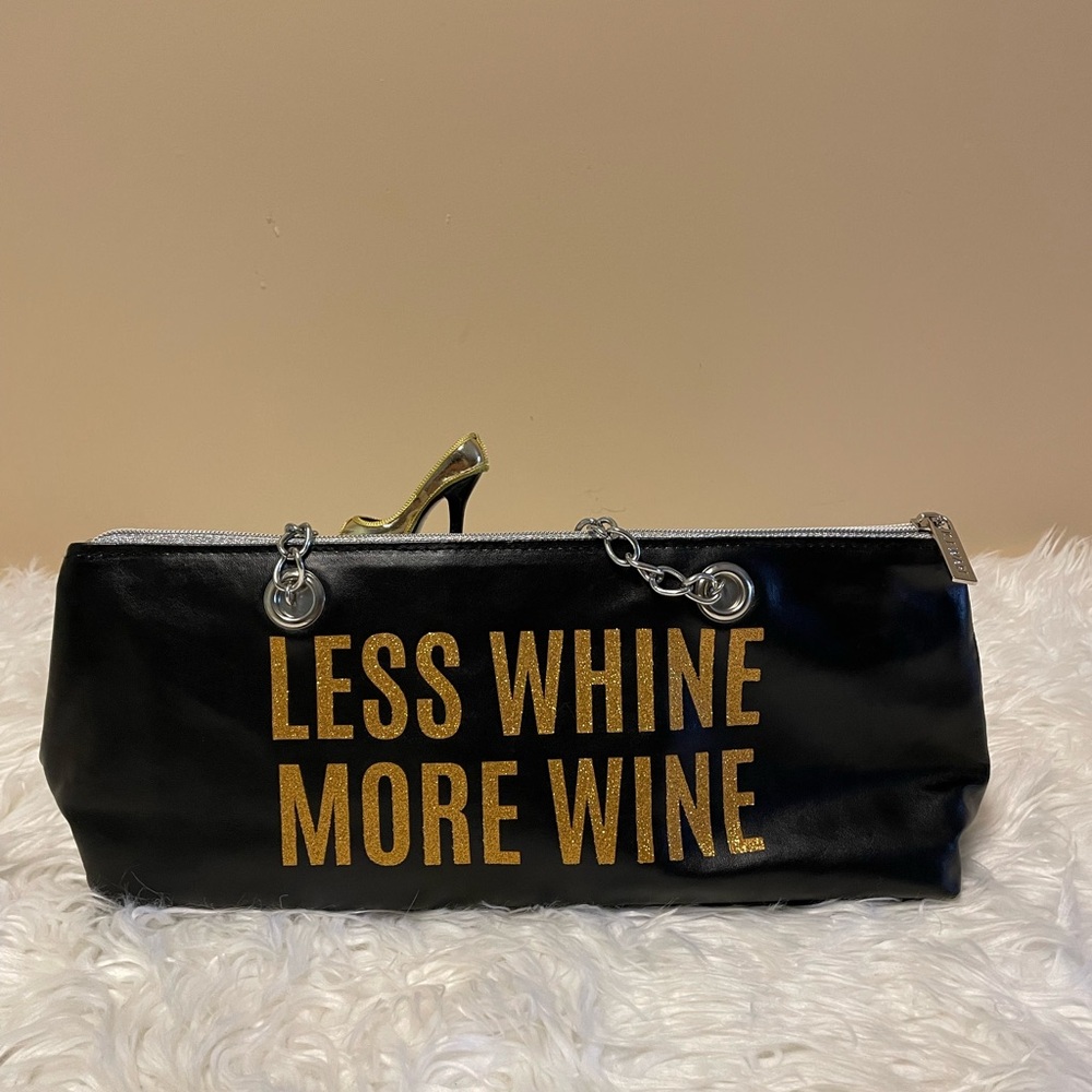 Stylish Black and Gold insulated wine bag with Gold high heel bottle stopper.